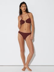 Rhubarb Red - Reiss Johannah Bikinihose mit gesäumten Raffungen - Bild 3 von 7