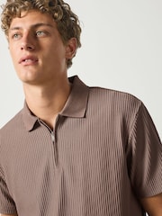 Neitrāls - Vienkāršs - Teksturēts elegants polo krekls ar rāvējslēdzēja apkakli - Attēls 1 no 8