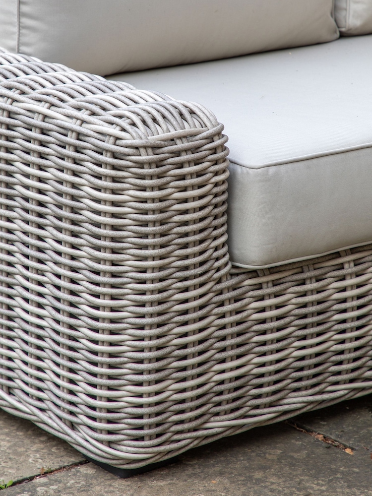 Gallery Home Cream Riviera Garden Lounge Set - Image 2 of 5 Gallery Home Cream Riviera Garden Lounge Set - Image 2 of 5