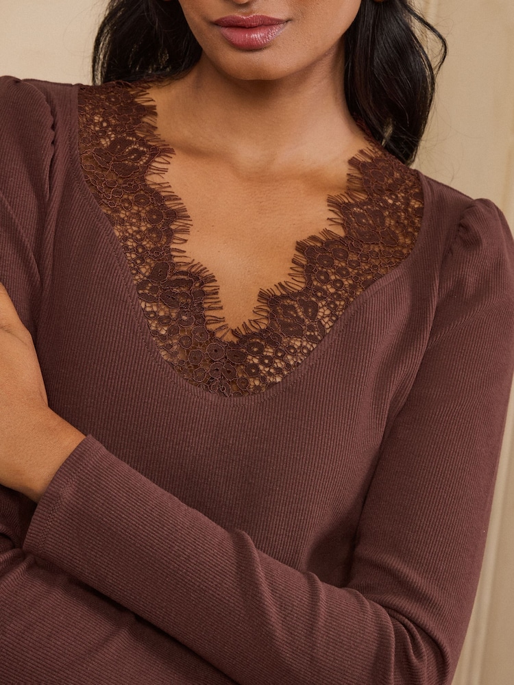 Love & Roses Chocolate Brown Long Sleeve Lace V-Neck Ribbed Jersey Top - Image 2 of 4