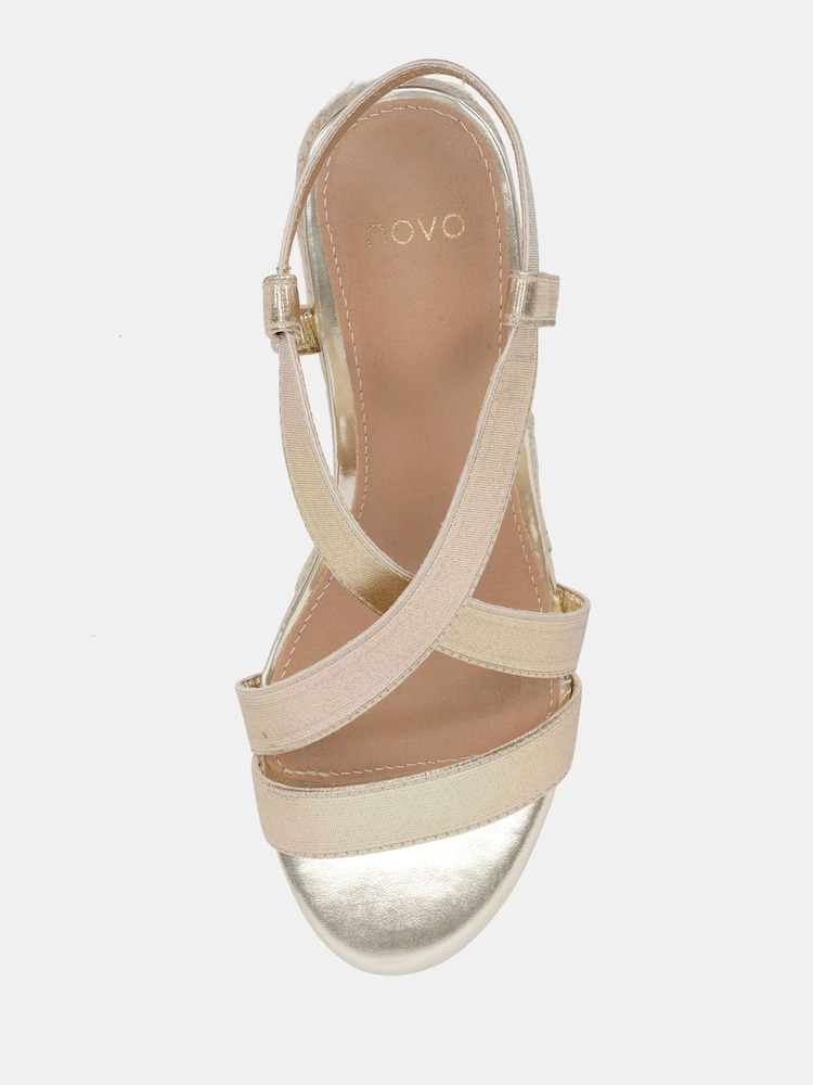 זהב - Novo Brody Elastic Cross Front Low Wedge Sandals - תמונה 6 מתוך 6 זהב - Novo Brody Elastic Cross Front Low Wedge Sandals - תמונה 6 מתוך 6