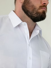 ホワイト - D 555 Oliver アルティメットシミ防止加工ノンアイロンストレッチシャツ - 画像 4 / 9