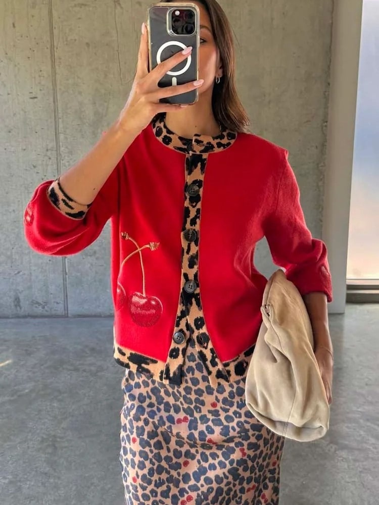 Πολλαπλός - Ζακέτα Cherry Holly που δεν ντύνεται ποτέ πλήρως - Εικόνα 4 από 4