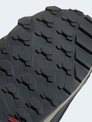 adidas Terrex Snow Older Trainers - სურათი 7 10-დან