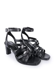 Off The Hook Zaria Ledersandalen mit überkreuzten Riemen und Block-Absatz - Bild 1 von 6