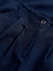 بنطلون رِجل واسعة Clara من White Stuff - Image 6 of 6