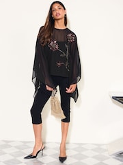 Friends Like These Premium Chiffon Embellished Cape Top - 圖片 2/6