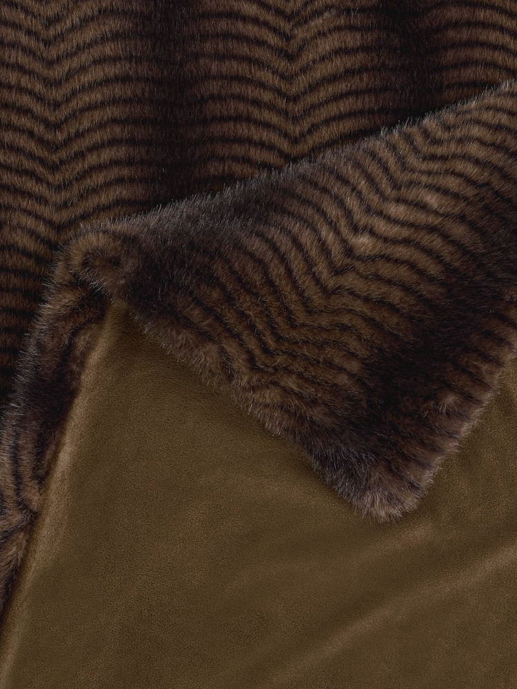 Rockett St George Chocolate Ziger Faux Fur Throw - Image 3 of 3 Rockett St George Chocolate Ziger Faux Fur Throw - Image 3 of 3