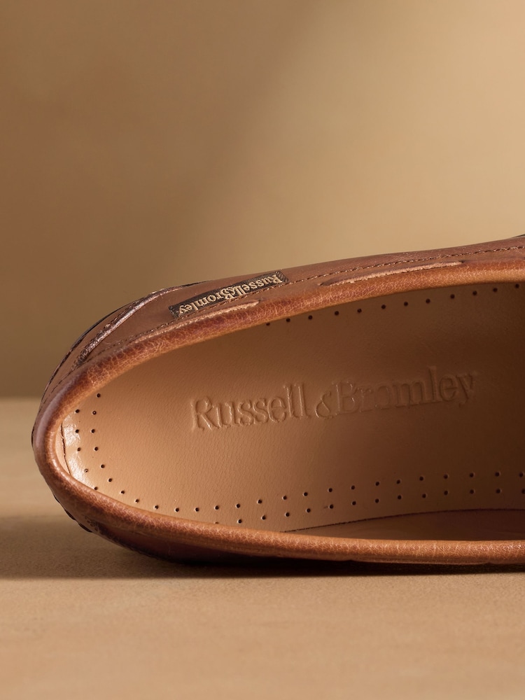 Ανοιχτό καφέ/Καφέ - Μοκασίνια Russell & Bromley Chester με φούντες - Εικόνα 7 του 7