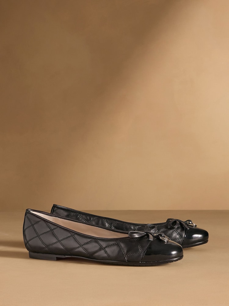 أسود - حذاء بمب باليه أنيق من Russell & Bromley - صورة 1 من 7