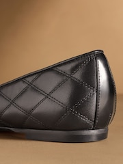 أسود - حذاء بمب باليه أنيق من Russell & Bromley - صورة 6 من 7