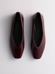 Burgundy Red - The Set Square Toe Ballet Flats - Larawan 1 ng 4