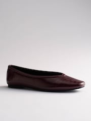 Burgundy Red - The Set Square Toe Ballet Flats - Larawan 3 ng 4