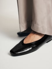 Itim - The Set Square Toe Ballet Flats - Larawan 3 ng 5