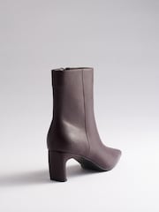The Set Chisel Toe Heel Ankle Boots Burgundy Red - Image 6 of 7