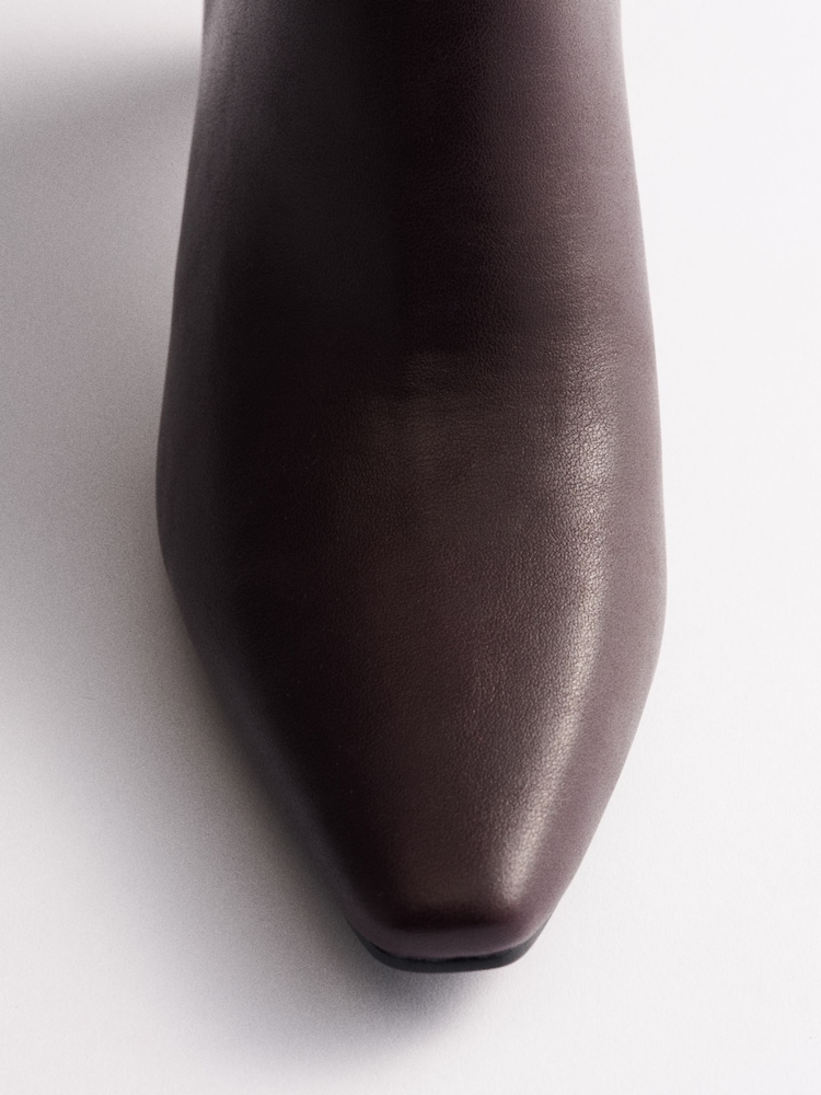 The Set Chisel Toe Heel Ankle Boots Burgundy Red - Image 7 of 7 The Set Chisel Toe Heel Ankle Boots Burgundy Red - Image 7 of 7
