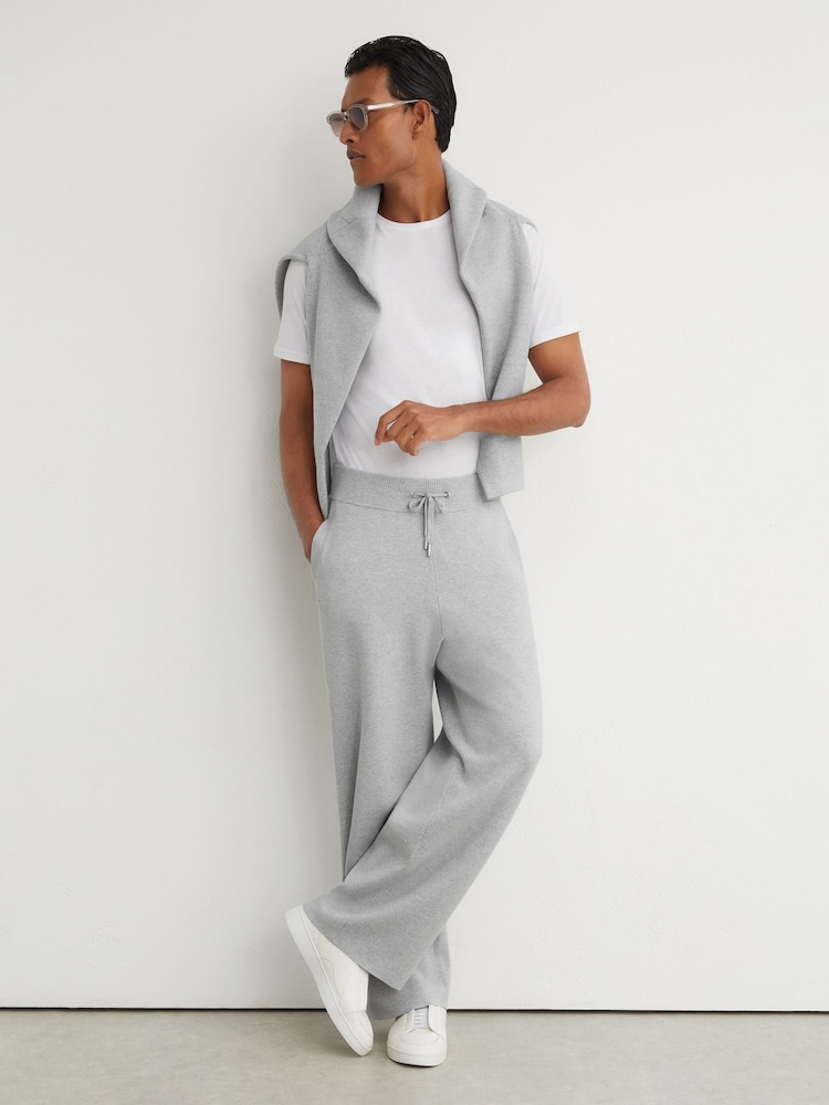Reiss Flintwood R-Flex Knitted Relaxed-Fit Joggers - תמונה 1 מתוך 9 Reiss Flintwood R-Flex Knitted Relaxed-Fit Joggers - תמונה 1 מתוך 9