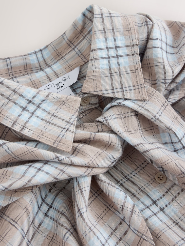 משבצות באפור/כחול - Cropped Flannel Shirt with Neck Scarf - תמונה 3 מתוך 3 משבצות באפור/כחול - Cropped Flannel Shirt with Neck Scarf - תמונה 3 מתוך 3