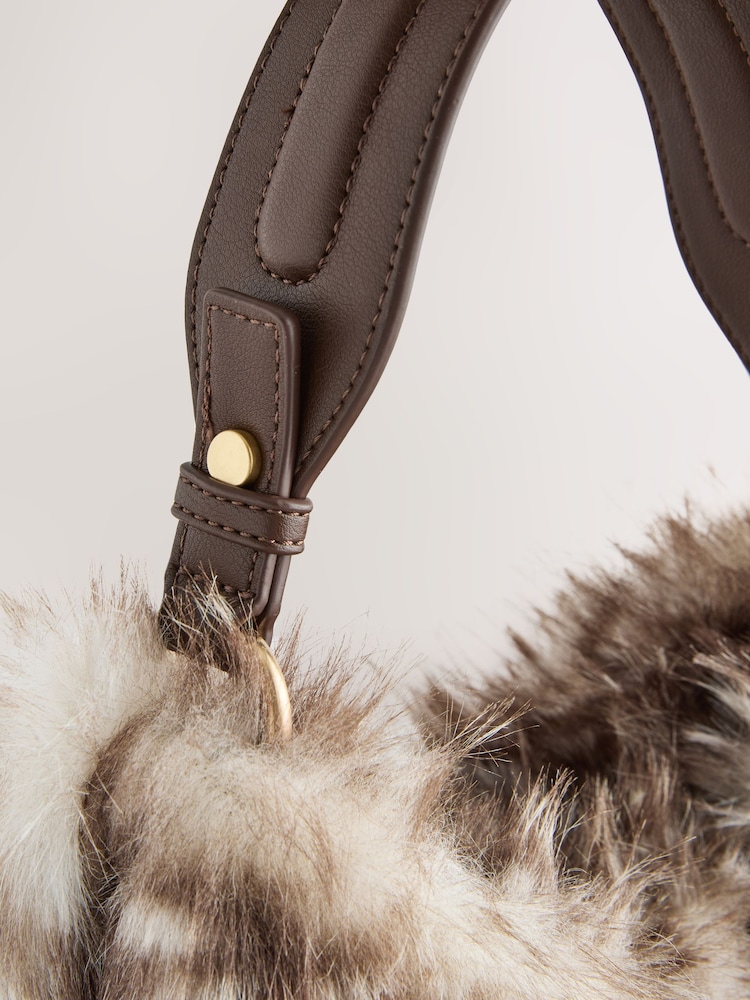 Animal Print Faux Fur Shoulder Bag - Image 5 of 5 Animal Print Faux Fur Shoulder Bag - Image 5 of 5
