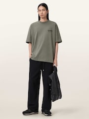 Allsaints חולצת טי עם צווארון עגול ושרוולים קצרים, דגם Xander - תמונה 5 מתוך 6