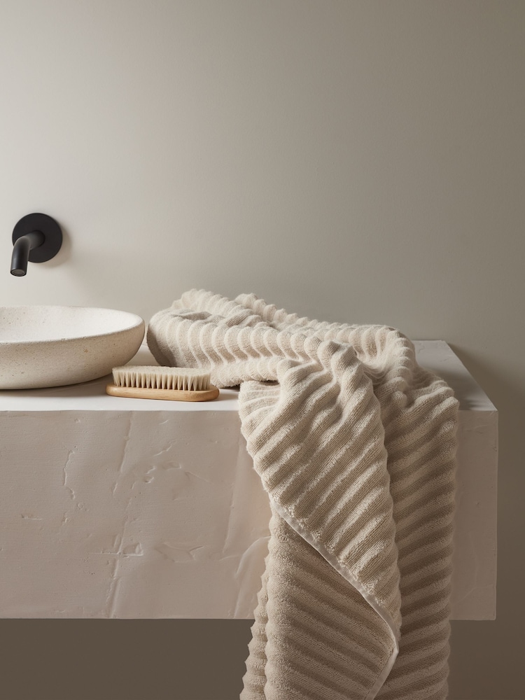 Bedfolk Fawn The Ripple Towel - Image 1 of 4