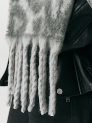 Grey Leopard Heavyweight Blanket Scarf - Image 4 of 7