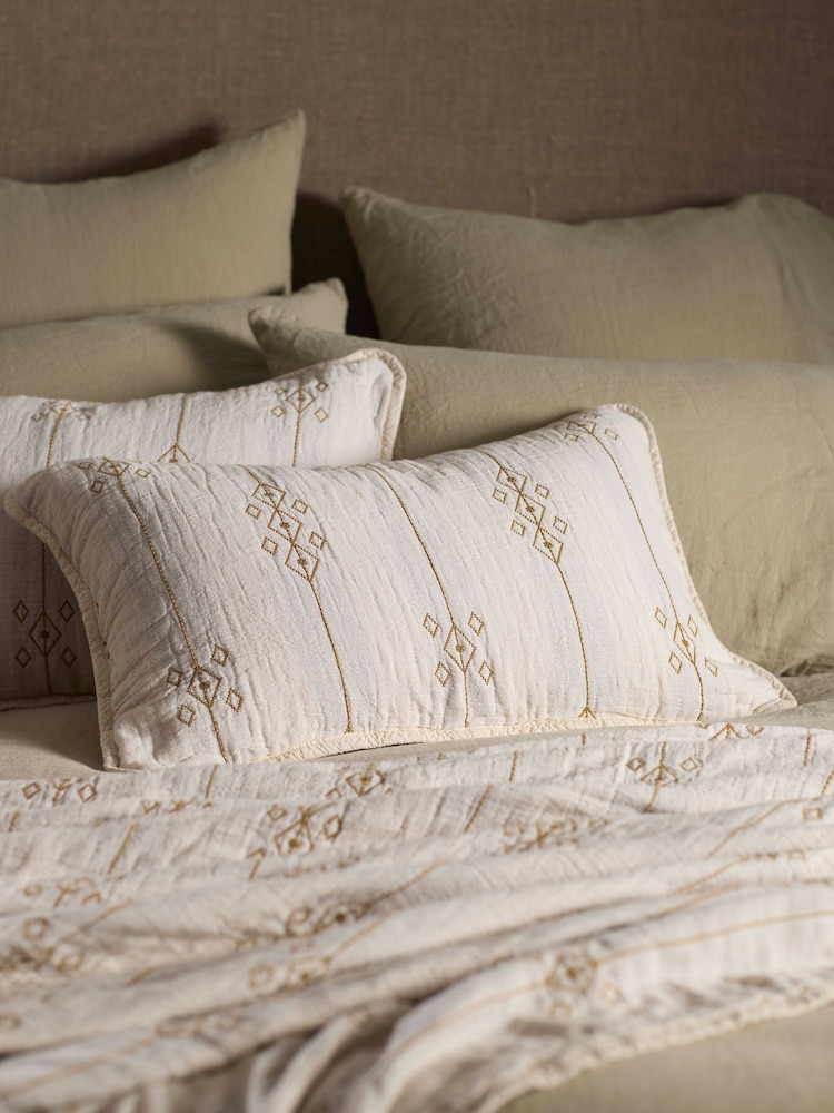 Secret Linen Store Jasper Quilted Cushion Cover - Image 1 sur 4