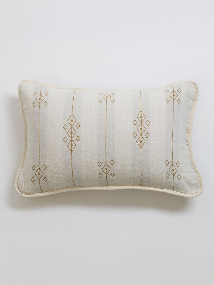 Secret Linen Store Jasper Quilted Cushion Cover - Image 4 sur 4