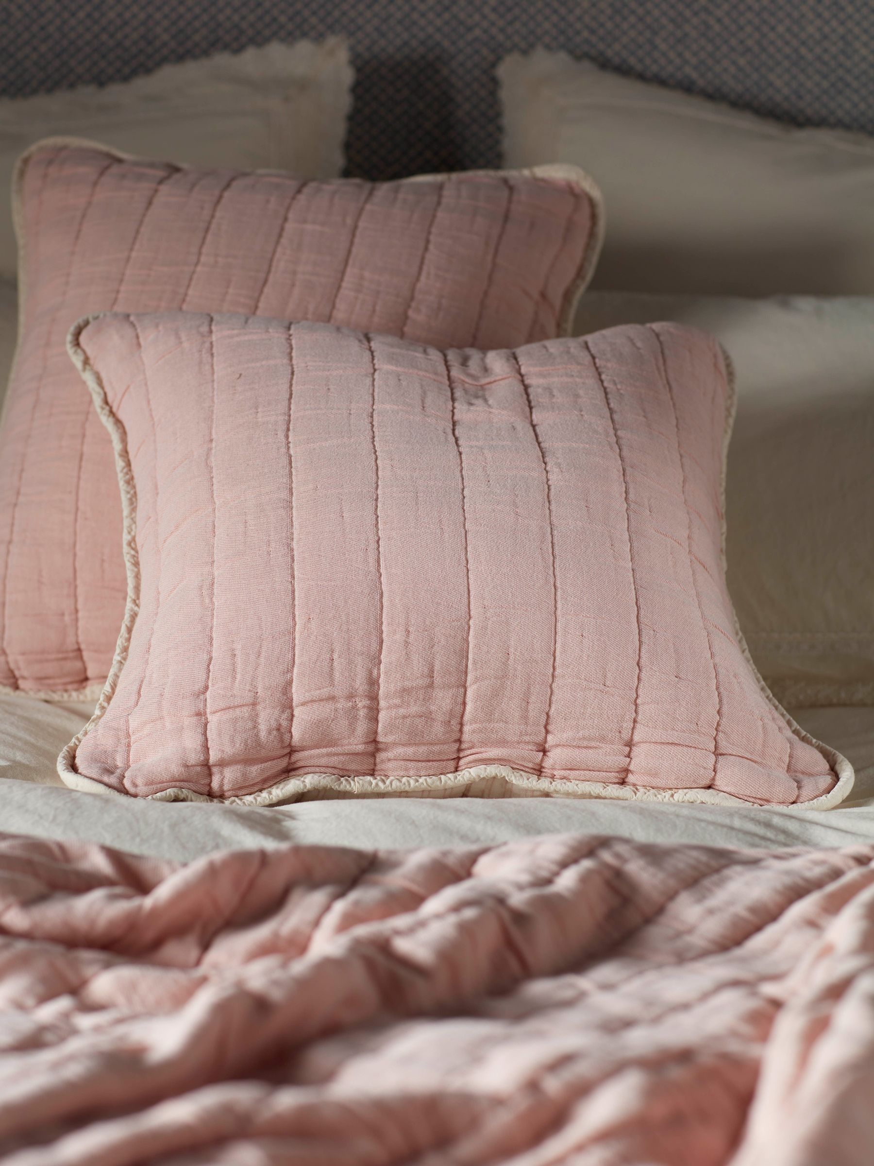 Next：日本 Secret Linen Store Vivienne キルティング クッション