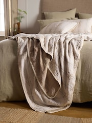 Secret Linen Store Natural Jasper Quilted Throw - Image 2 of 5