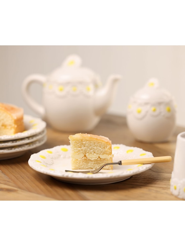 Widdop White Daisy Plate - Image 1 of 5