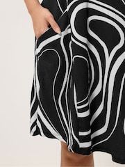 Negru - Yours Curve Abstract Swirl Tunic Dress - Imaginea 4 din 5