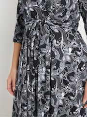 Yours Curve Blue Soft Touch Paisley Wrap Dress - Image 4 of 5