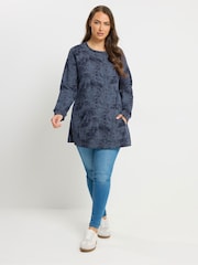 Yours Curve Blue Abstract Pocket Sweatshirt - Image 3 of 5