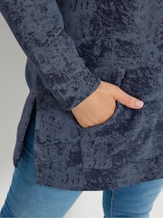 Yours Curve Blue Abstract Pocket Sweatshirt - Image 4 of 5