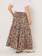 Yours Curve Black Floral Tiered Skirt - Image 3 of 5