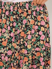 Yours Curve Black Floral Tiered Skirt - Image 4 of 5