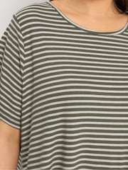 Yours Curve Black Stripe Swing Top - Image 4 of 5