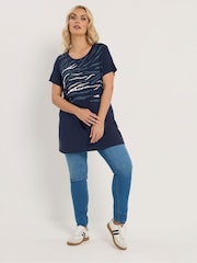 Yours Curve Blue Foil Animal Print Top - Image 3 of 5