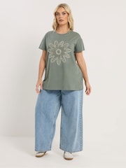 Yours Curve Green Placement Core T-Shirt - Image 2 of 5