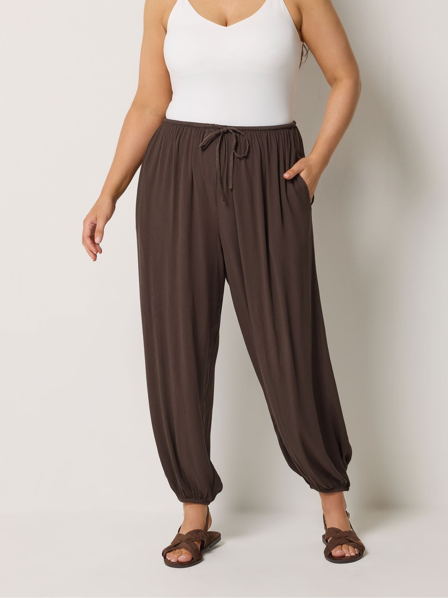 Yours Curve Women's Brown Woven Cuffed Balloon Trousers
