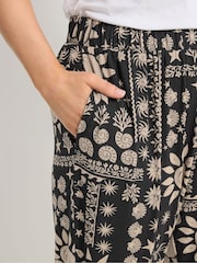 Yours Curve Black Celestial Cropped Harem Trousers - Image 4 of 5