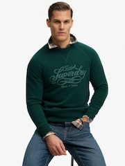 أخضر - كنزة بلوغو صغير وبياقة دائرية من Superdry - صورة 1 من 8