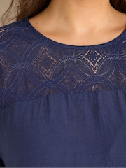 Evans Lace Yoke Top - Imaginea 4 din 5
