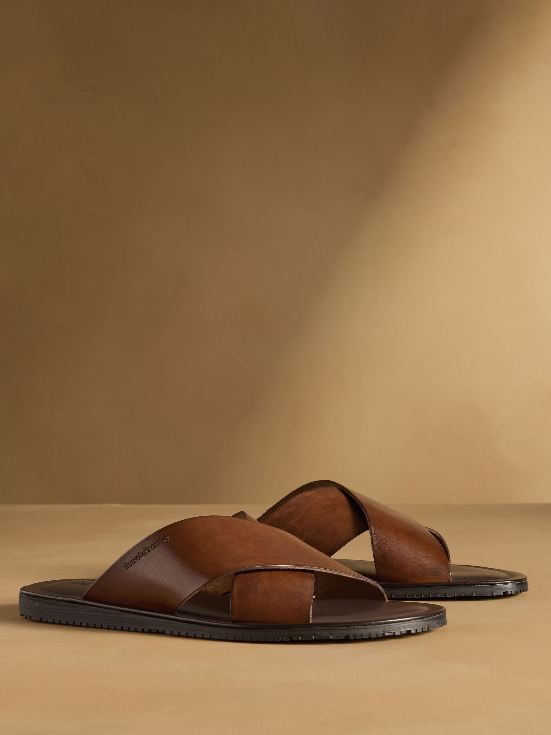 Next：日本 ブラウン - Russell & Bromley Dalvey クロスストラップ