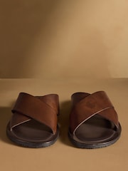 Brun - Russell & Bromley Dalvey Cross Strap Sandals - Image 3 de 6