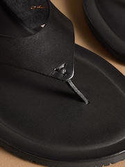 Russell & Bromley Black Claremont Toe Post Sandals - Image 4 of 7