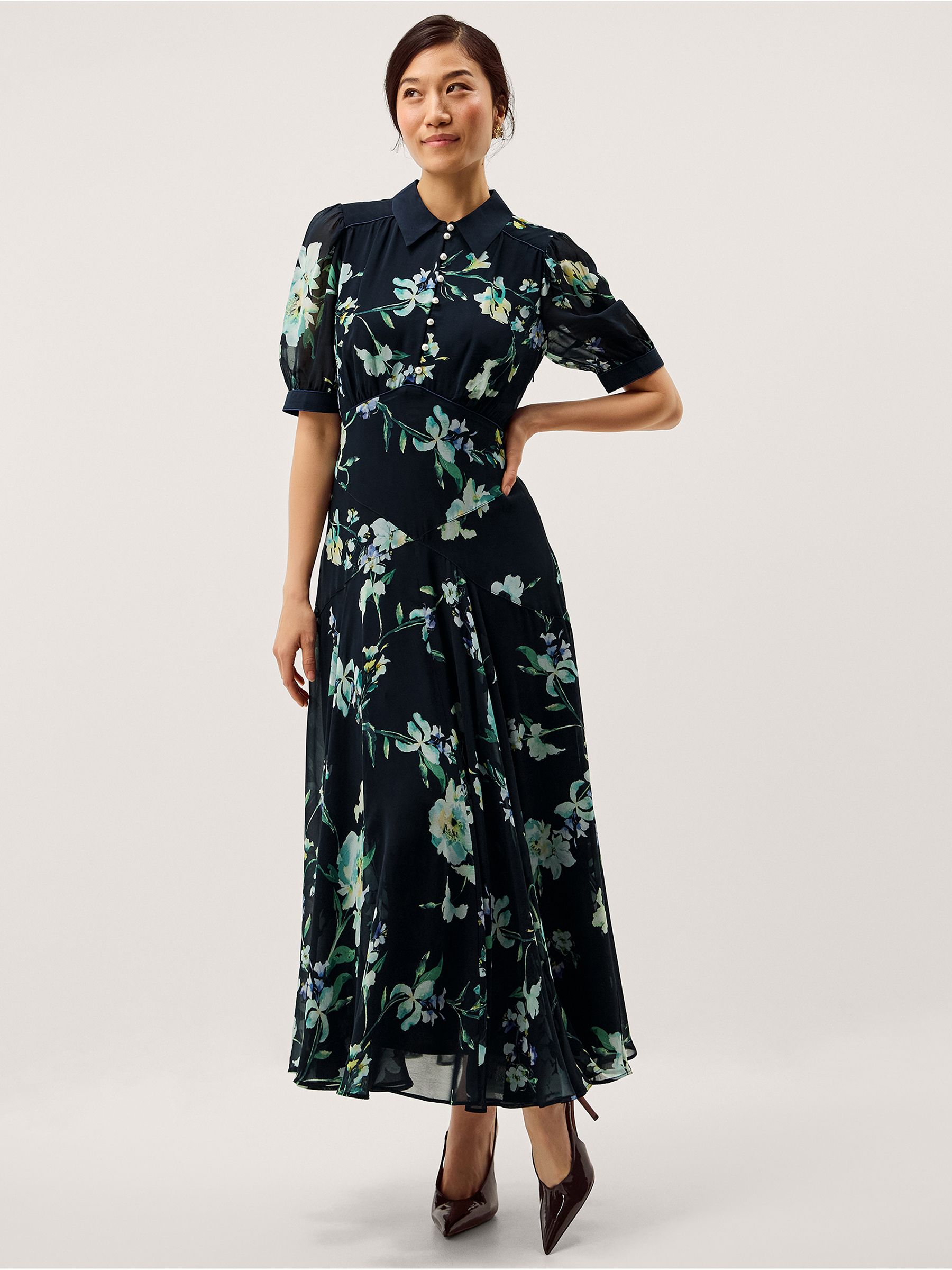 MONSOON フラワープリントドレス Buy Monsoon Blue Lilwen Short Sleeve Floral Print Midi Tea Dress