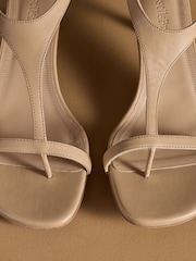 neutre - Sandales à bride en T Russell & Bromley Edgebold - Image 12 de 12