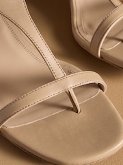 neutre - Sandales à bride en T Russell & Bromley Edgebold - Image 9 de 12